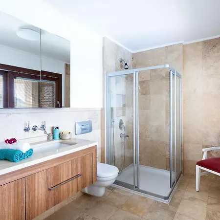فندق Korsan Guney 4*