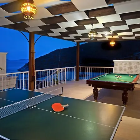 Korsan Guney Villa Kas
